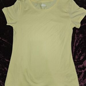 Old Navy Yellow Fitted Short Sleeve T-Shirt Size Small